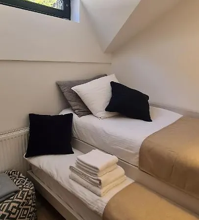 Apartamento Otta Golte C2 *